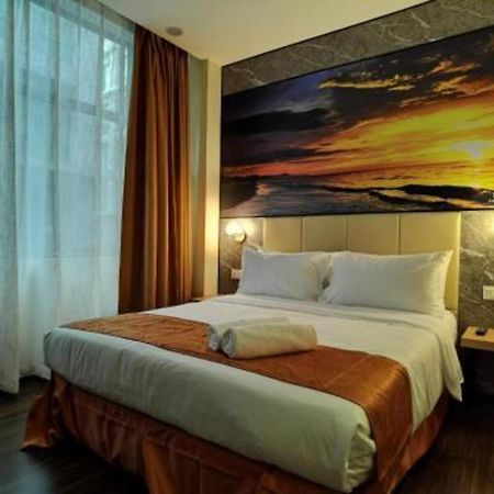 Kingston Hotel Kota Kinabalu Esterno foto