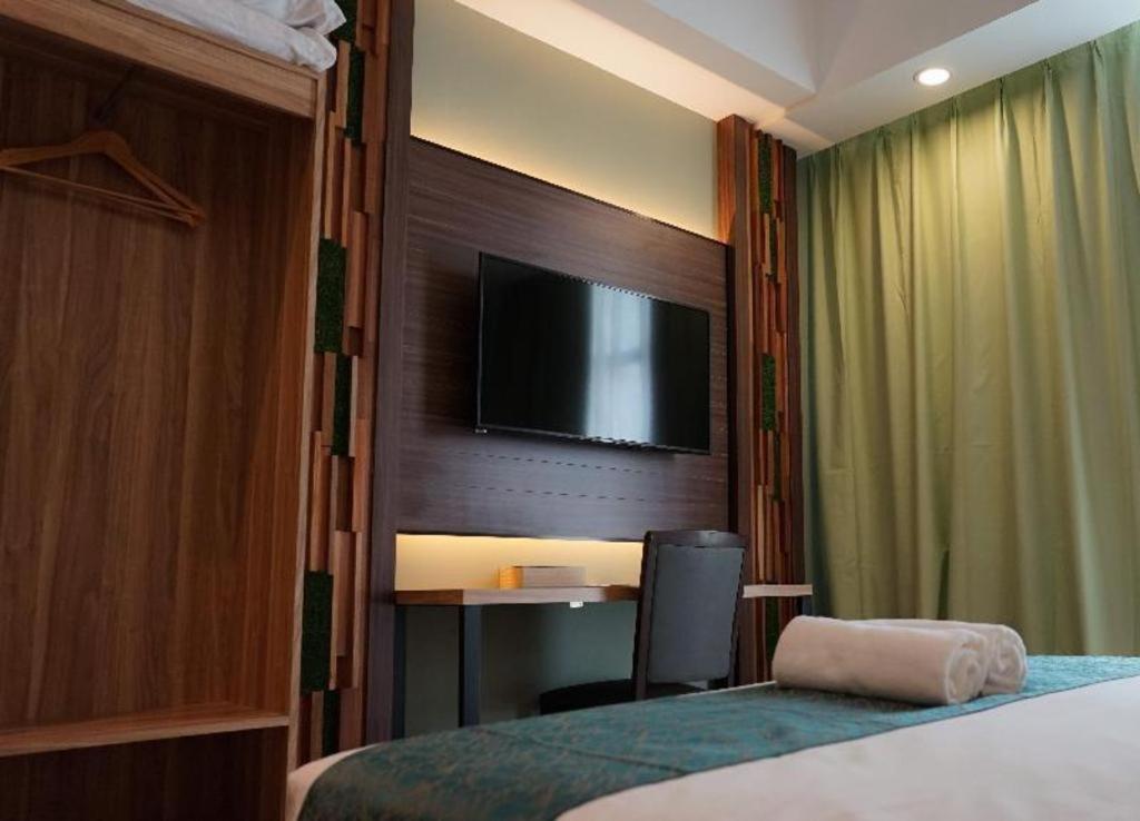 Kingston Hotel Kota Kinabalu Esterno foto